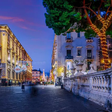 Апартаменты A Due Passi Dal Duomo *