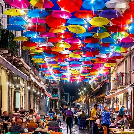 A Due Passi Dal Duomo Апартаменты *